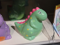Negen dino spaarpotten hoogte 11 cm. - afbeelding 2 van  2