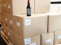 Negen dozen quadrupel 't krut tht 07-2027. totaal 216 flesjes. - afbeelding 1 van  3