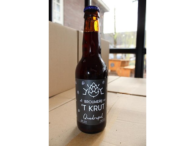 Negen dozen quadrupel 't krut tht 07-2027. totaal 216 flesjes. - afbeelding 2 van  3
