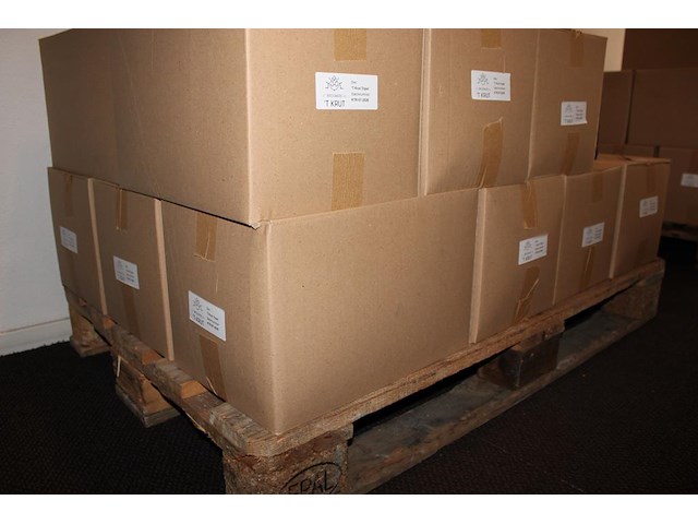 Negen dozen triple 't krut tht 07-2026. totaal 216 flesjes. - afbeelding 3 van  3