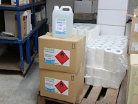 Negen flacons sanitizer / desinfectiemiddel tifon. - afbeelding 1 van  2