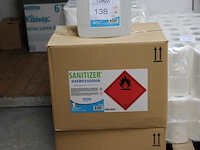 Negen flacons sanitizer / desinfectiemiddel tifon. - afbeelding 2 van  2