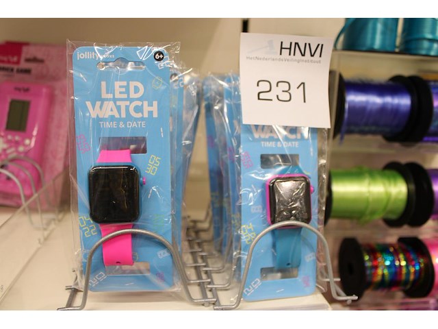Negen kinder led horloges blauw en roze - afbeelding 1 van  2