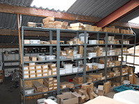 Negen stellingdelen met afmeting 90 x 40 x 198 cm. let op: afhalen na 13.00u. - afbeelding 3 van  4