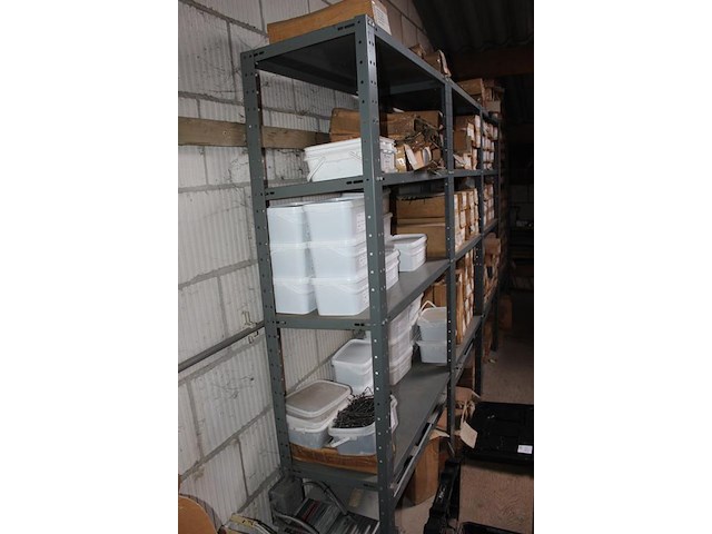 Negen stellingdelen met afmeting 90 x 40 x 198 cm. let op: afhalen na 13.00u. - afbeelding 4 van  4