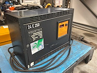 Nelatron e 220 g24/25 b-fb acculader - afbeelding 2 van  5