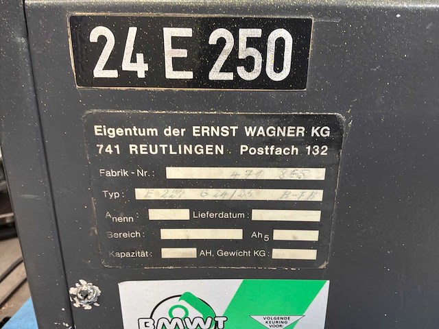 Nelatron e 220 g24/25 b-fb acculader - afbeelding 5 van  5