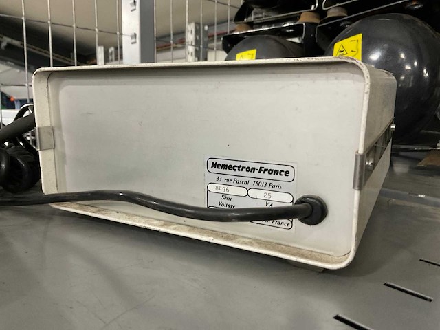 Nemectron high frequentie schoonheidssalon - afbeelding 3 van  3