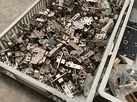 Nemef en diverse partij hang en sluitwerk rvs deurbeslag - afbeelding 4 van  6