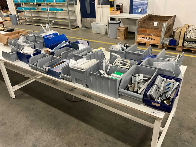 Nemef/dorma/yale partij deurbeslag - afbeelding 1 van  11