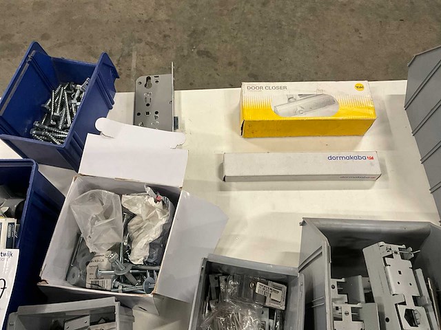 Nemef/dorma/yale partij deurbeslag - afbeelding 11 van  11