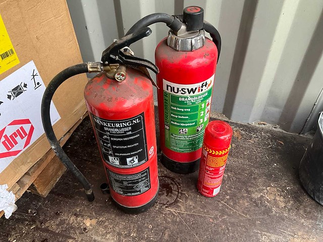 Nen / nu-swift - schuimblusser - 6 liter - brandblusser (3x) - afbeelding 1 van  4