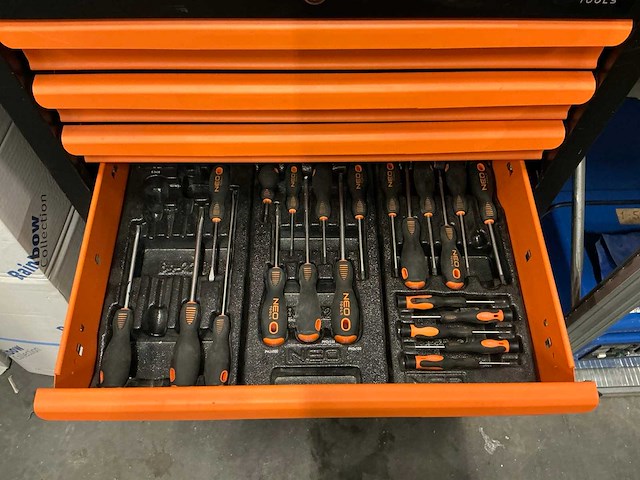 Neo tools gereedschapswagen met inhoud 68x46xh102cm - afbeelding 3 van  4