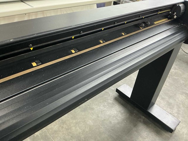Neolt/calcomp power plus 210/d1010 rol snijder en plotter (2x) - afbeelding 13 van  21