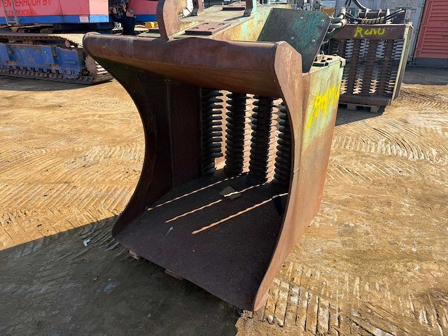 Neometals oy k1 zeefbak voor graafmachine - afbeelding 1 van  5
