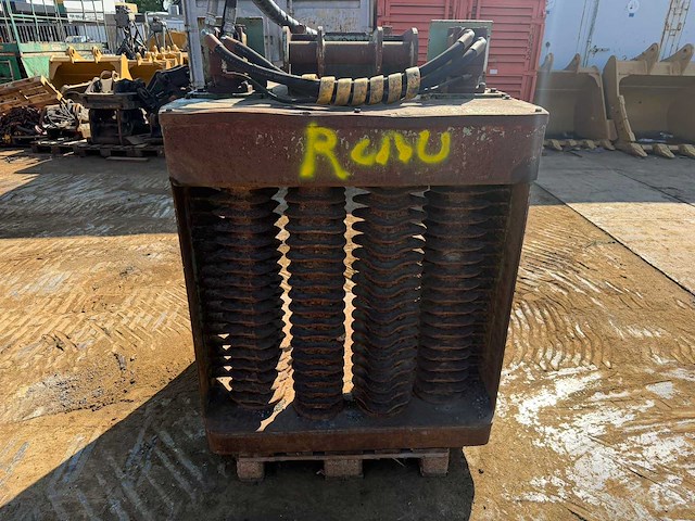 Neometals oy k15 zeefbak voor graafmachine - afbeelding 4 van  5