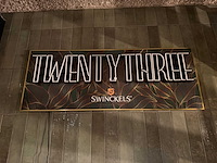 Neon bord "twentythree"" - afbeelding 1 van  2