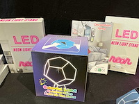 Neon lamp (385x) - afbeelding 6 van  7