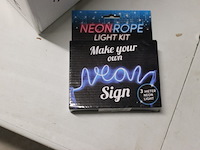 Neon licht blauw in ds x - afbeelding 2 van  3