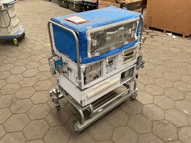 Neonatale transportincubator - afbeelding 1 van  7