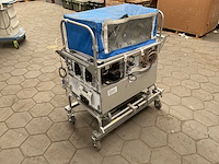 Neonatale transportincubator - afbeelding 3 van  6