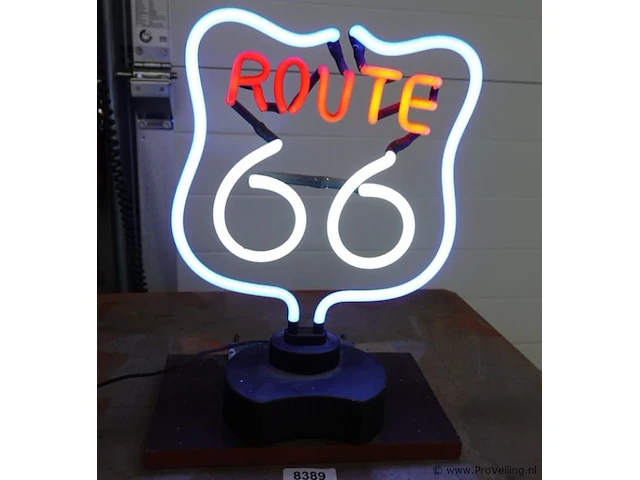 Neonreclame route 66 - afbeelding 1 van  8
