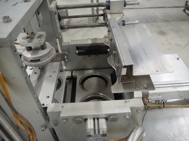 Nesbad industries ltd - afbeelding 4 van  18