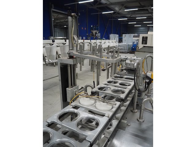 Nesbad industries ltd - afbeelding 18 van  18