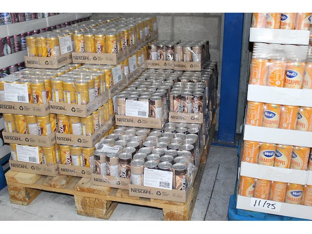 Nescafe cappuccino 276 blikken met tht 8-2026. bod is inclusief 41,40 euro statiegeldwaarde - afbeelding 1 van  2