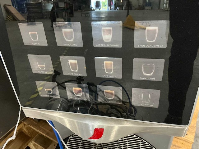 Nescafé koffieautomaat incl. meubel + waterchiller - afbeelding 15 van  15