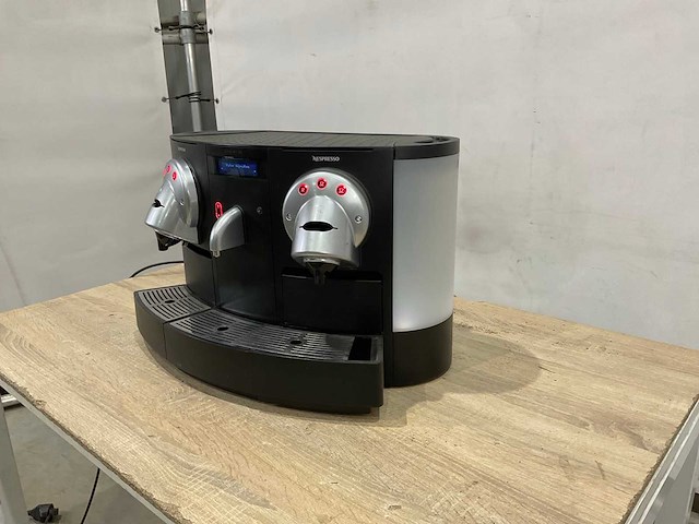 Nespresso - gemini 200 - koffiemachine - afbeelding 1 van  8