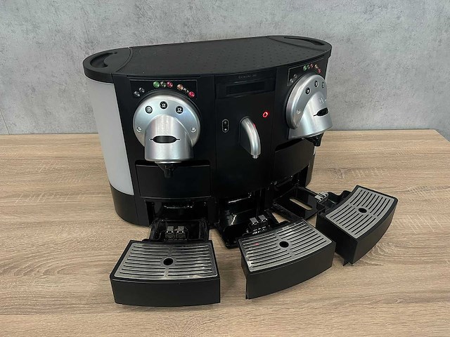 Nespresso gemini 200 - professionele koffiemachine - afbeelding 12 van  14