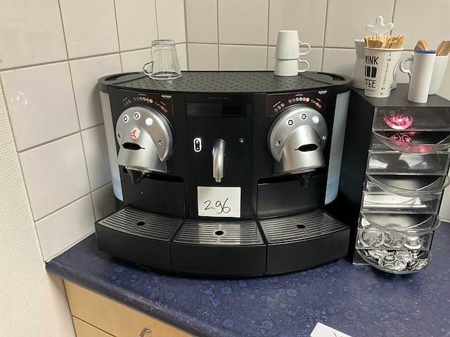 Nespresso gemini 200 koffiemachine - afbeelding 1 van  2
