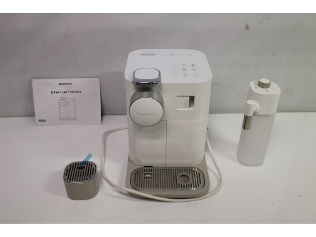 Nespresso gran lattissima en640.w koffiecapsulemachine met automatisch melksysteem wit - afbeelding 4 van  5