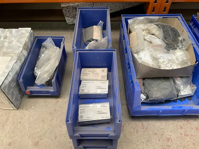 Nestinox, aluprof partij bevestigingsmateriaal - afbeelding 3 van  19