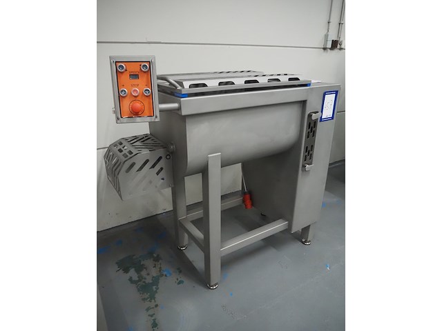 Nesto - afbeelding 1 van  8