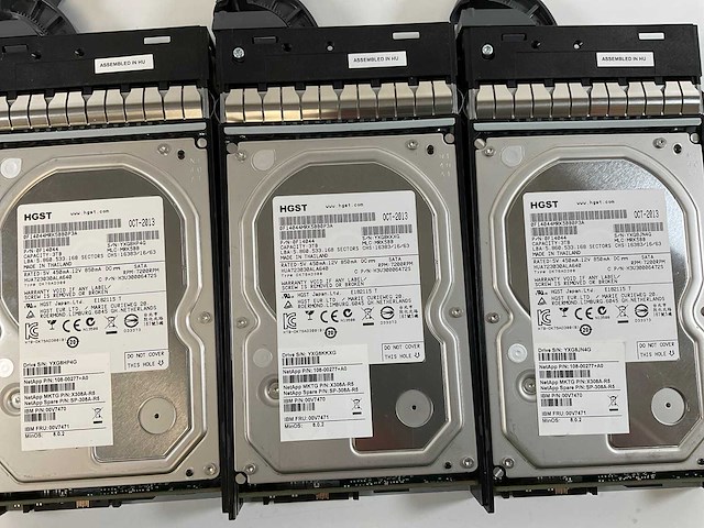 Netapp (d54346/naj-0801), 22x 3tb hdd(yhheyw4a) - 1x 3tb hdd(yxg8jujg) network attached storage - afbeelding 2 van  11