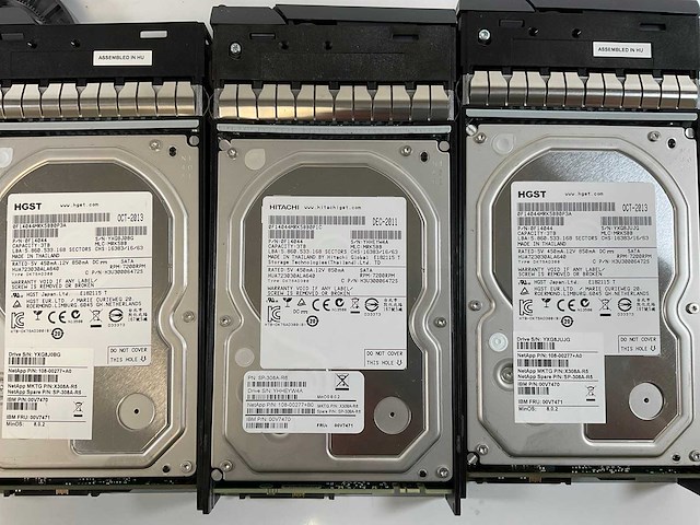 Netapp (d54346/naj-0801), 22x 3tb hdd(yhheyw4a) - 1x 3tb hdd(yxg8jujg) network attached storage - afbeelding 10 van  11