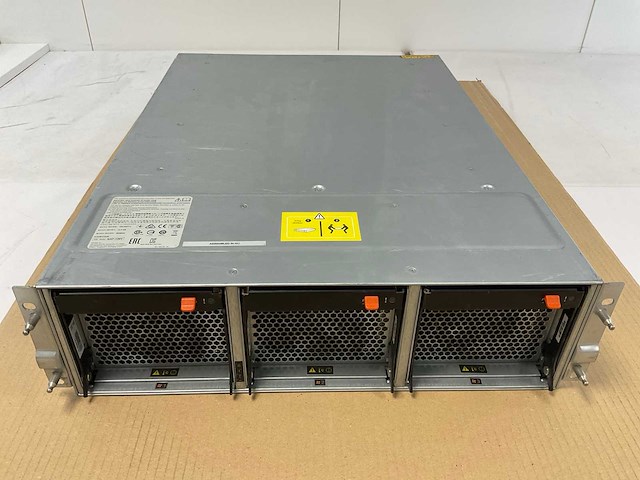 Netapp (naf-1301) professional rack-mount hybrid storage system - afbeelding 2 van  6