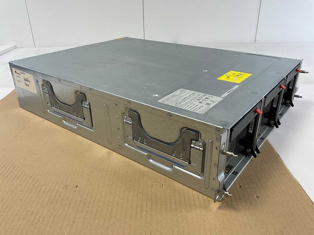 Netapp (naf-1301) professional rack-mount hybrid storage system - afbeelding 3 van  6