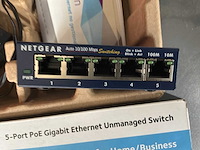 Netgear 300 ethernet switch - afbeelding 2 van  5