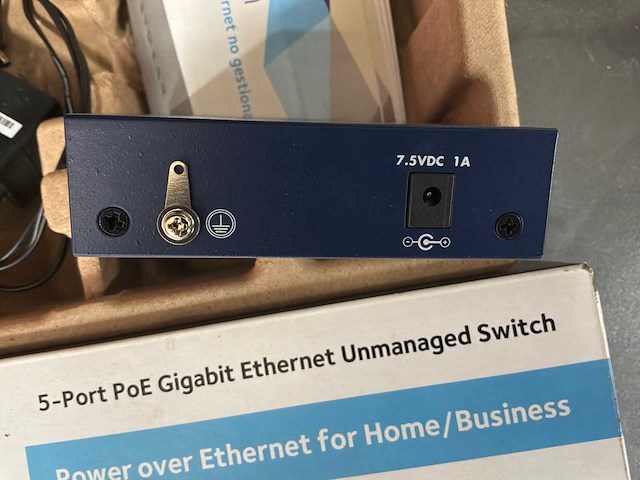 Netgear 300 ethernet switch - afbeelding 3 van  5