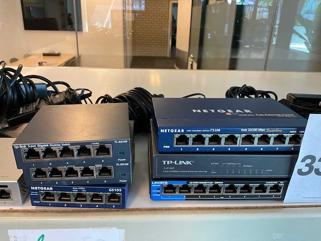 Netgear, cisco, tp-link, linksys switches - afbeelding 3 van  5