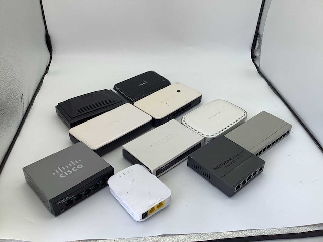Netgear enz. wifi, router & switch (10x) - afbeelding 2 van  5