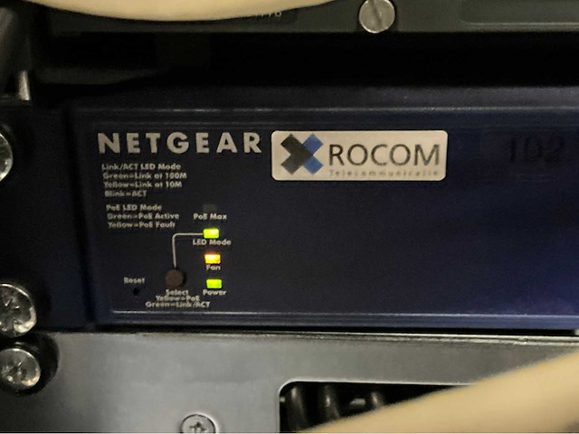 Netgear fs728tp switch - afbeelding 2 van  3