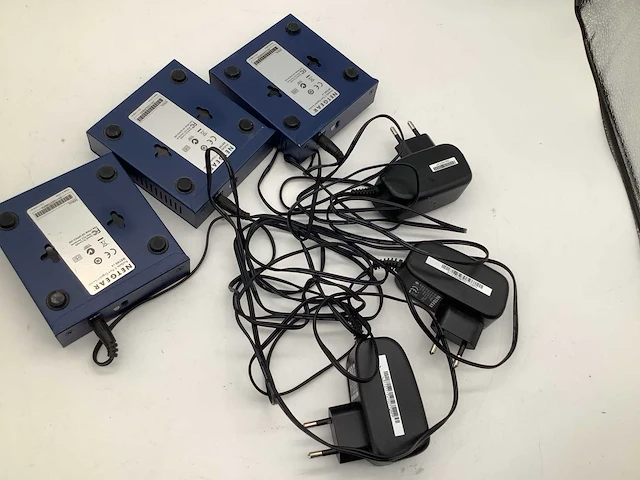 Netgear gs105 wifi, router & switch gigabyte (3x) - afbeelding 5 van  5