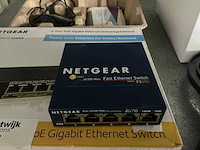 Netgear netwerk poe switch - afbeelding 1 van  3