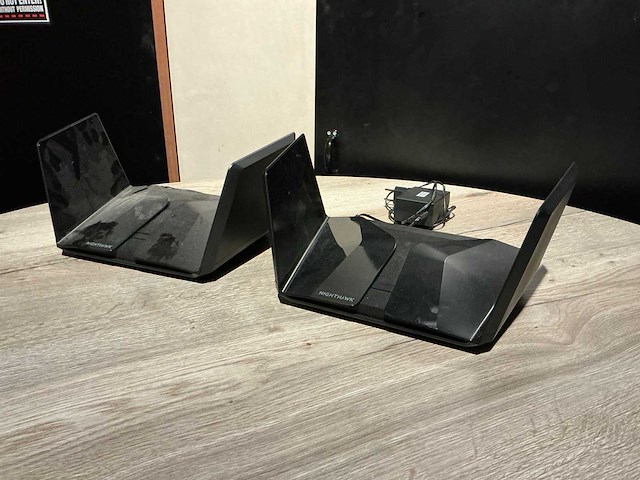 Netgear nighthawk axe11000 router (2x) - afbeelding 1 van  4