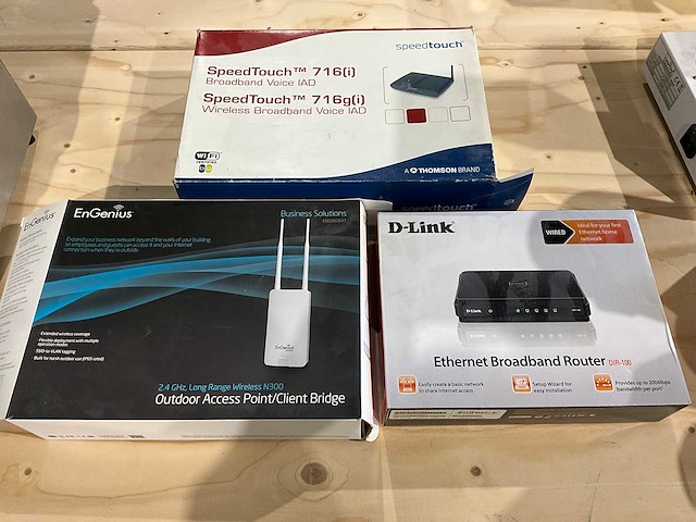 Netwerkapparaat (3x) - afbeelding 1 van  4