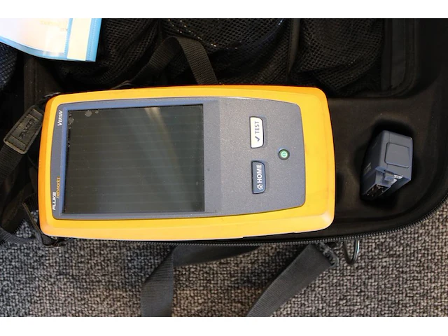 Netwerkkabeltestset fluke dsx5000 versiv in koffer. - afbeelding 2 van  3